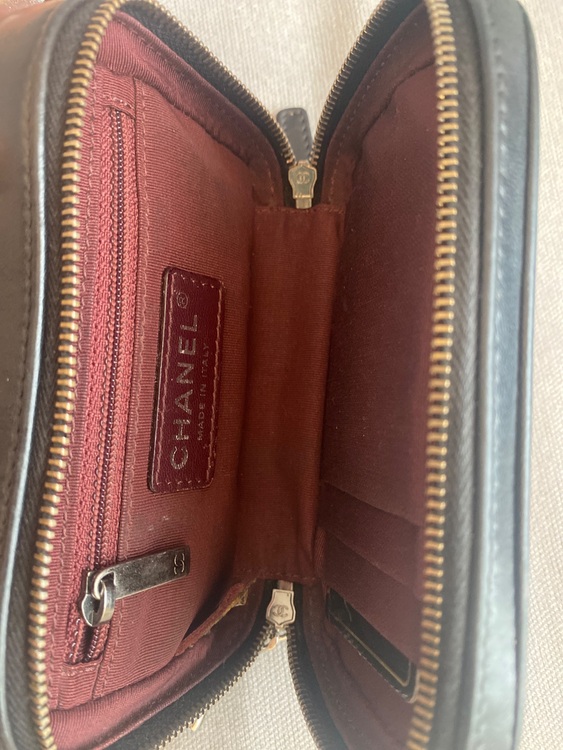 ショルダーバッグ（ブランドバッグ）の商品画像 - 査定依頼日：2025年8月6日 - 最高査定価格：400,000円