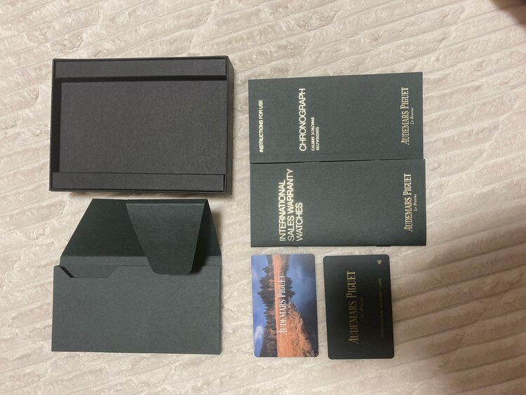 オーデマピゲ ロイヤルオークオフショア J18272（高級時計）の商品画像 - 査定依頼日：2025年3月3日 - 最高査定価格：2,800,000円