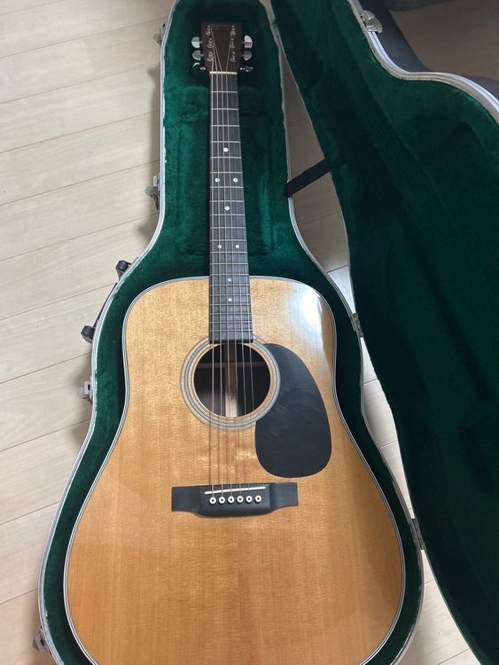 アコースティックギター（ピアノ・楽器・PA機材）の商品画像 - 査定依頼日：2025年12月30日 - 最高査定価格：212,000円