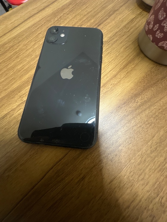iPhone iPhone11 128GB SIMフリー（スマホ）の商品画像 - 査定依頼日：2026年9月13日 - 最高査定価格：13,000円