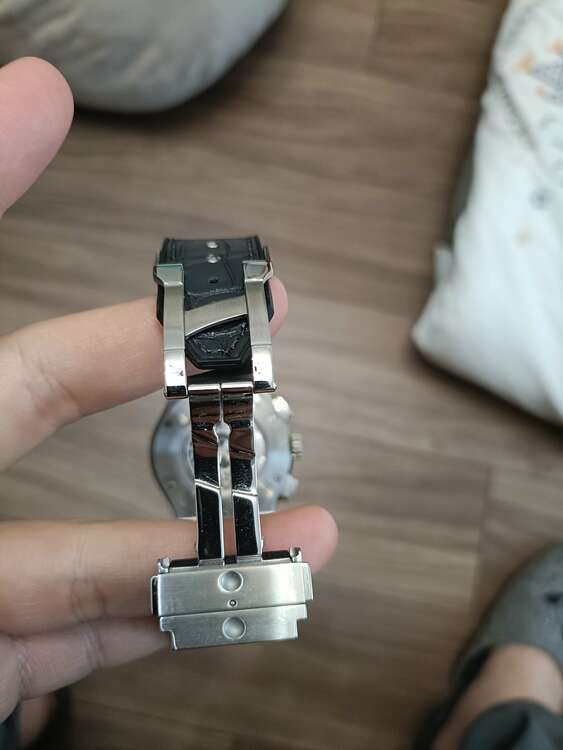 ウブロ クラシックフュージョン 7070（高級時計）の商品画像 - 査定依頼日：2025年3月16日 - 最高査定価格：750,000円