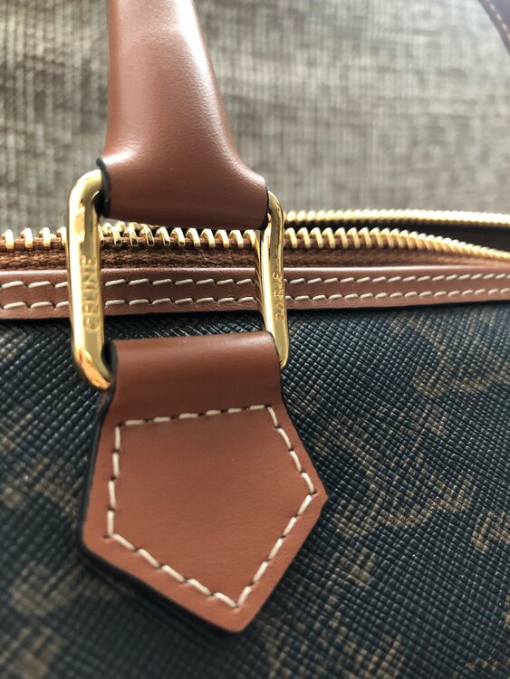 セリーヌ  （ブランドバッグ）の商品画像 - 査定依頼日：2025年3月19日 - 最高査定価格：170,000円