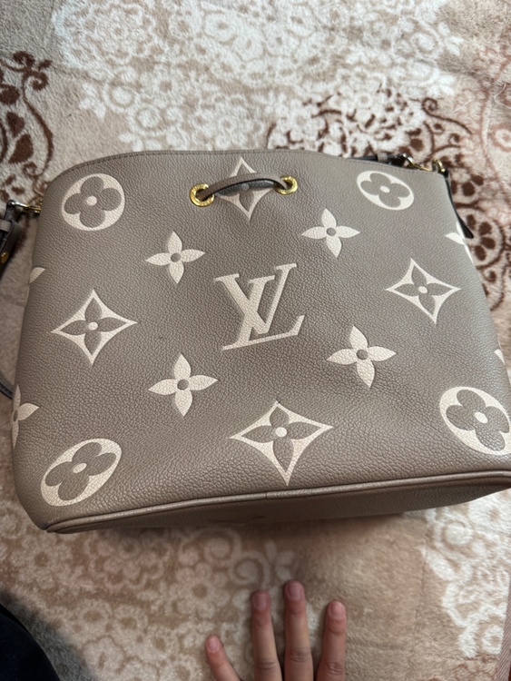 ルイヴィトン モノグラム （ブランドバッグ）の商品画像 - 査定依頼日：2026年4月22日 - 最高査定価格：90,000円