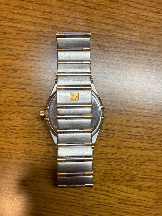 オメガ コンステーション （高級時計）の商品画像 - 査定依頼日：2025年10月23日 - 最高査定価格：100,000円