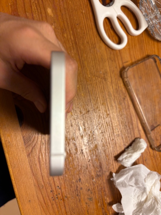 iPhone 12 64GB docomo（スマホ）の商品画像 - 査定依頼日：2025年8月30日 - 最高査定価格：18,000円