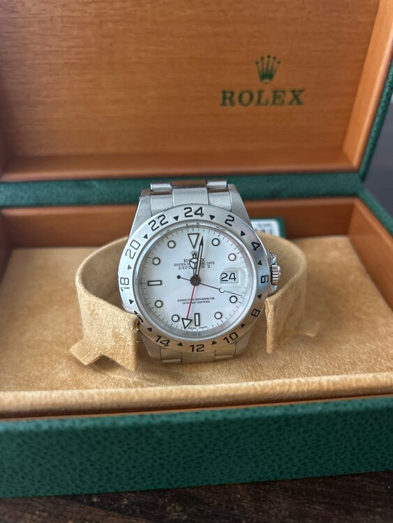 エクスプローラー2  ホワイト（高級時計）の商品画像 - 査定依頼日：2025年2月7日 - 最高査定価格：1,150,000円