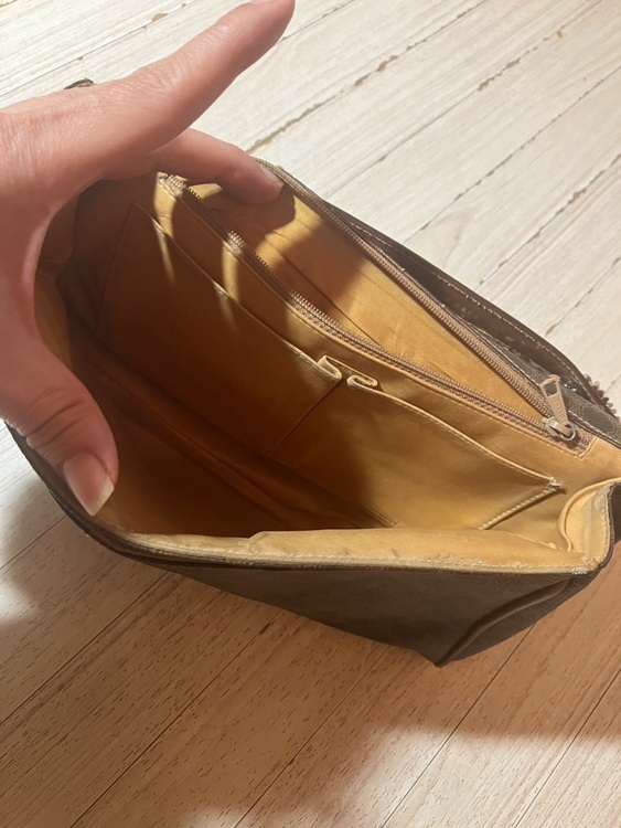 チェーンバック（ブランドバッグ）の商品画像 - 査定依頼日：2025年11月15日 - 最高査定価格：20,000円