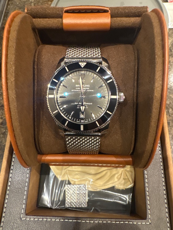 ブライトリング スーパーオーシャン 500799（高級時計）の商品画像 - 査定依頼日：2025年10月26日 - 最高査定価格：400,000円
