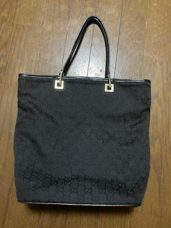 グッチ  （ブランドバッグ）の商品画像 - 査定依頼日：2025年3月26日 - 最高査定価格：33,000円