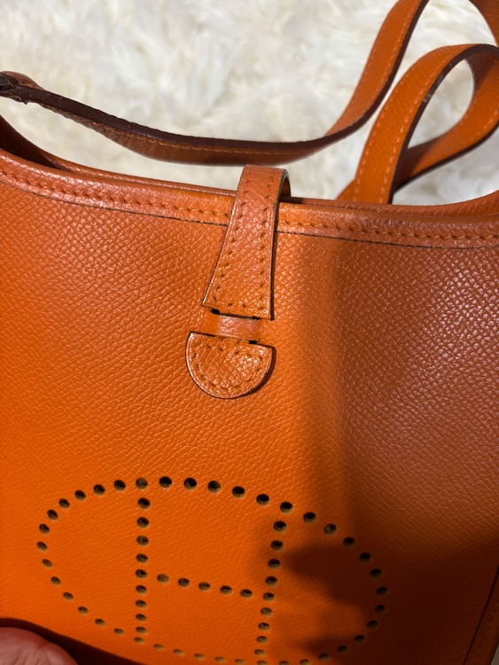 エルメス エブリン （ブランドバッグ）の商品画像 - 査定依頼日：2026年3月5日 - 最高査定価格：300,000円