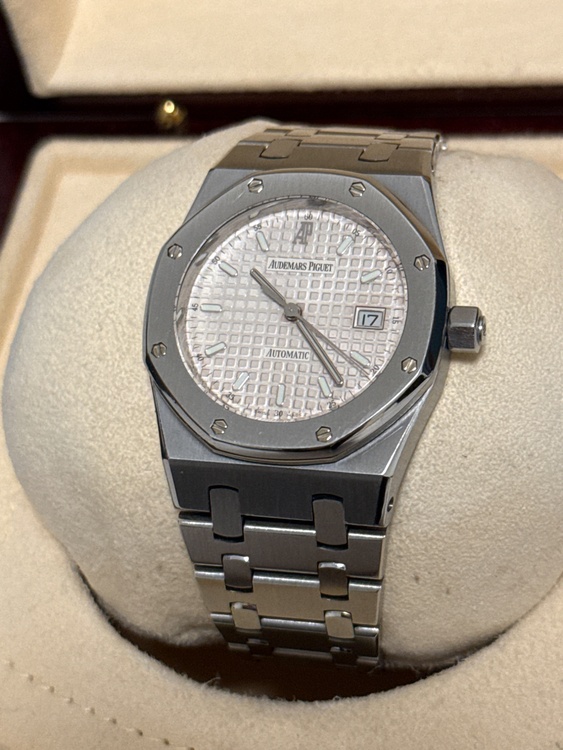 15000ST.OO.0789ST.07（高級時計）の商品画像 - 査定依頼日：2026年2月22日 - 最高査定価格：3,400,000円