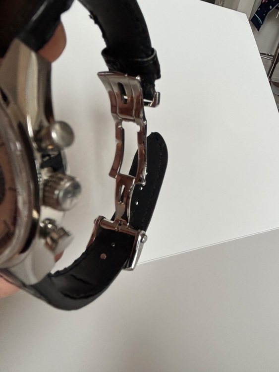 ゼニス エルプリメロ 03.2040.4061（高級時計）の商品画像 - 査定依頼日：2025年7月27日 - 最高査定価格：550,000円