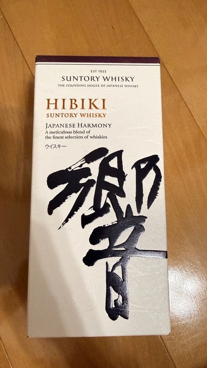サントリー響 Japanese Harmony（お酒）の商品画像 - 査定依頼日：2026年8月19日 - 最高査定価格：10,500円