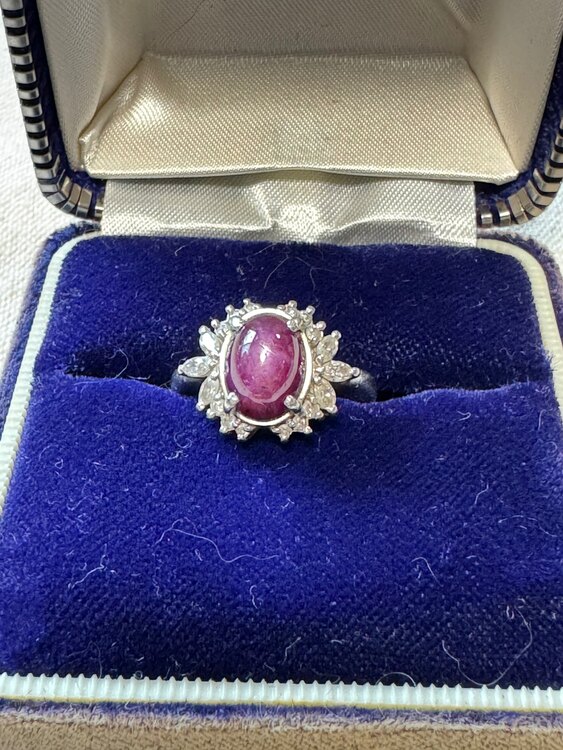 パープルスターサファイヤ（宝石）の商品画像 - 査定依頼日：2025年5月24日 - 最高査定価格：80,000円