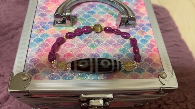 コーチバッグ、スワロフスキー（金・貴金属）の商品画像 - 査定依頼日：2025年8月17日 - 最高査定価格：2,000円