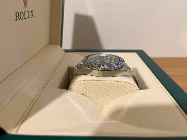 ロレックス　GMTマスター2（高級時計）の商品画像 - 査定依頼日：2025年8月7日 - 最高査定価格：2,400,000円