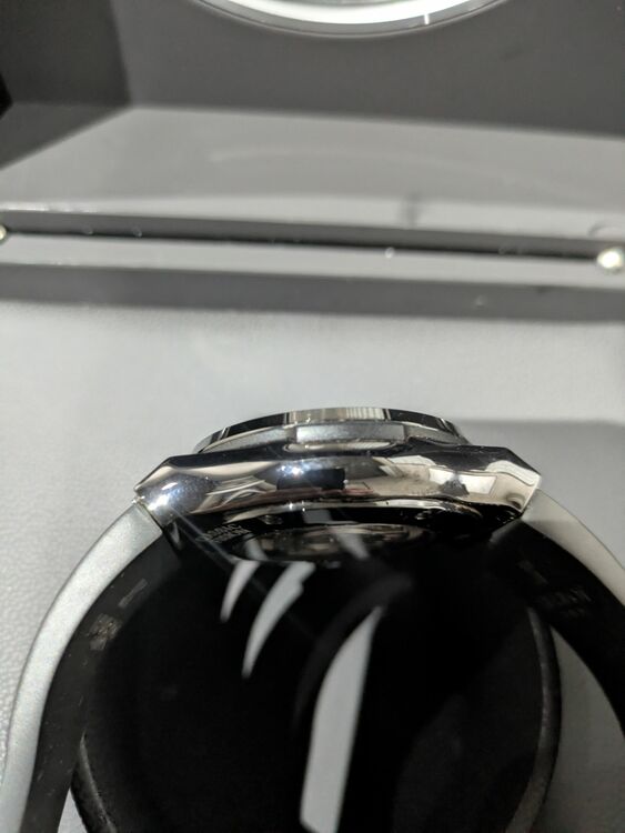 ウブロ クラシックフュージョン 521.CM.1771.RK（高級時計）の商品画像 - 査定依頼日：2025年10月16日 - 最高査定価格：800,000円