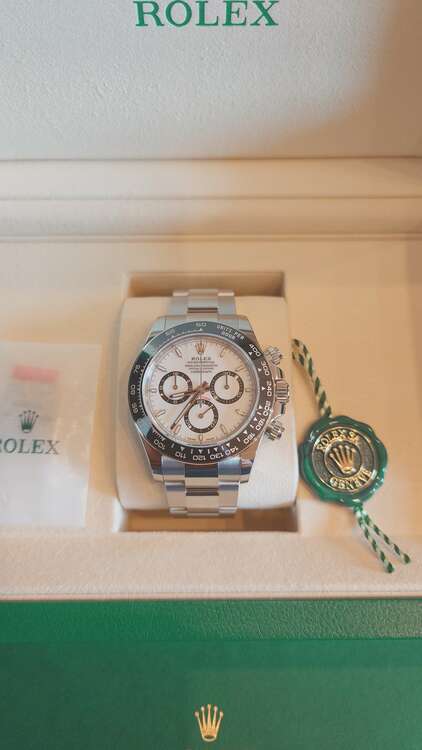 ロレックス デイトナ 126500LN（高級時計）の商品画像 - 査定依頼日：2025年3月26日 - 最高査定価格：4,840,000円