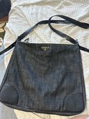 プラダ  （ブランドバッグ）の商品画像 - 査定依頼日：2024年9月15日 - 最高査定価格：20,000円