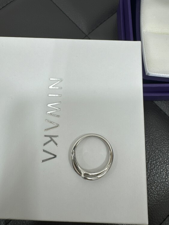 俄　柊（宝石）の商品画像 - 査定依頼日：2024年3月28日 - 最高査定価格：20,000円