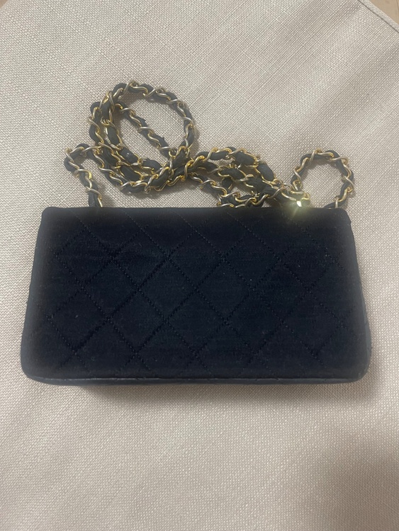 CHANEL ジャージマトラッセチェーンショルダー（ブランドバッグ）の商品画像 - 査定依頼日：2026年9月23日 - 最高査定価格：220,000円
