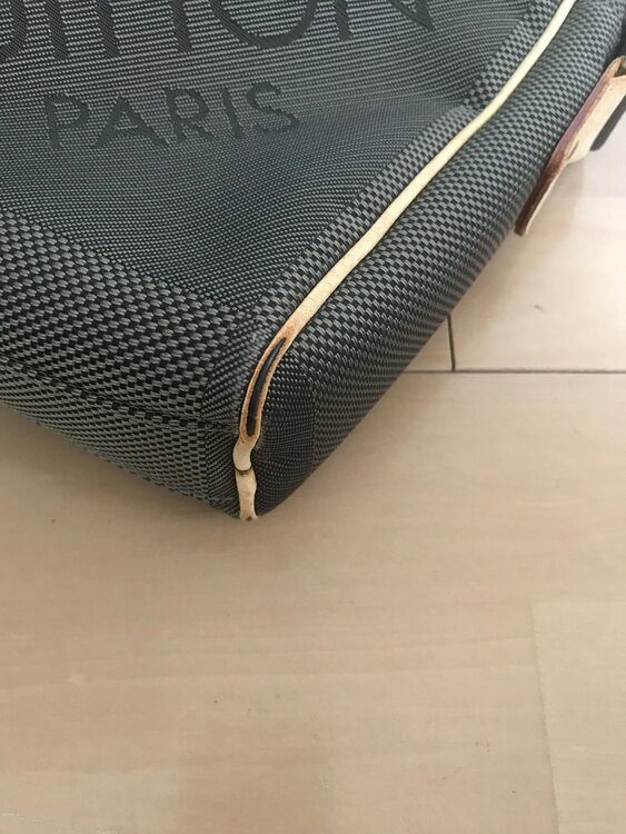 ダミエ　ジェアン　シタダン（ブランドバッグ）の商品画像 - 査定依頼日：2025年4月28日 - 最高査定価格：23,000円