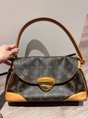 ビバリー（ブランドバッグ）の商品画像 - 査定依頼日：2026年3月2日 - 最高査定価格：125,000円