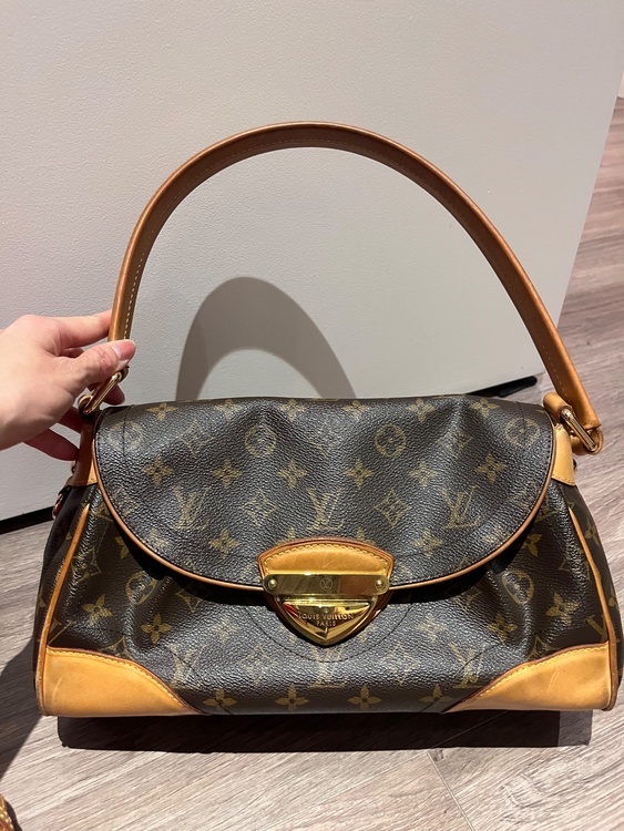 ビバリー（ブランドバッグ）の商品画像 - 査定依頼日：2026年3月2日 - 最高査定価格：125,000円