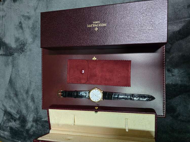 パテックフィリップ カラトラバ 3919SJ-001（高級時計）の商品画像 - 査定依頼日：2025年4月11日 - 最高査定価格：2,200,000円