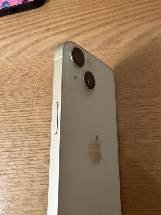 iPhone iPhone 14 128GB au（スマホ）の商品画像 - 査定依頼日：2026年7月19日 - 最高査定価格：50,000円