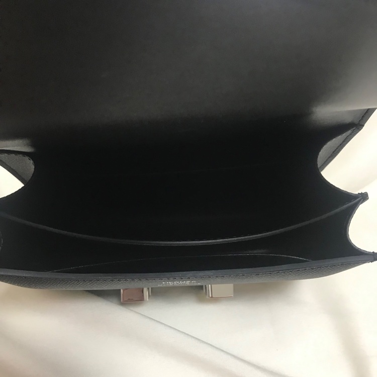 エルメス コンスタンス （ブランドバッグ）の商品画像 - 査定依頼日：2025年9月30日 - 最高査定価格：1,400,000円