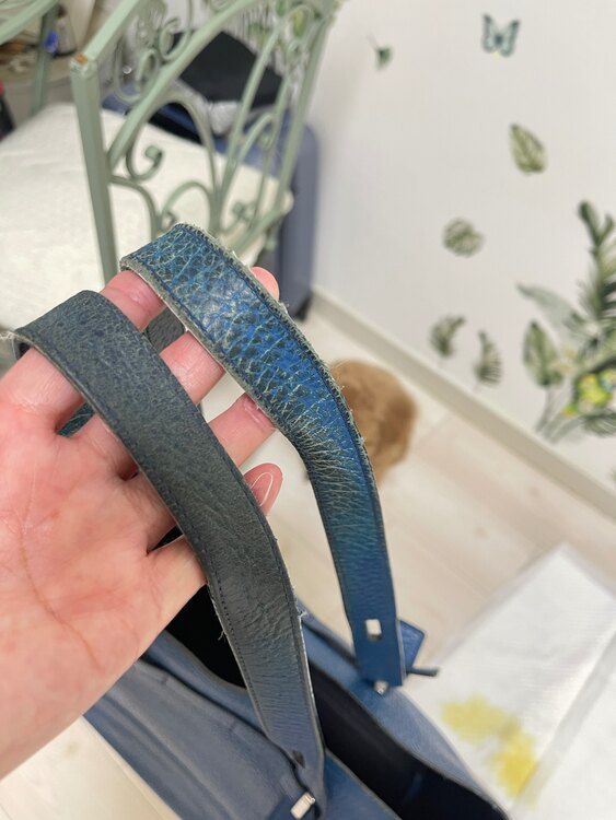 トートバック（ブランドバッグ）の商品画像 - 査定依頼日：2025年2月10日 - 最高査定価格：5,000円