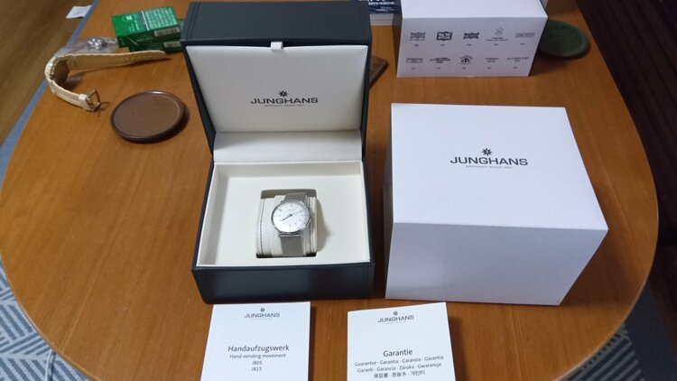 ユンハンス　マックスビル　手巻き（高級時計）の商品画像 - 査定依頼日：2025年12月12日 - 最高査定価格：35,000円