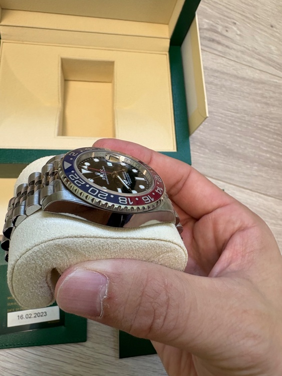 GMT masterⅡ（高級時計）の商品画像 - 査定依頼日：2026年9月17日 - 最高査定価格：3,850,000円