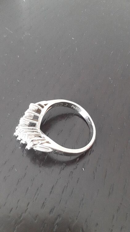 Pt900 0.32（金・貴金属）の商品画像 - 査定依頼日：2025年9月1日 - 最高査定価格：50,000円