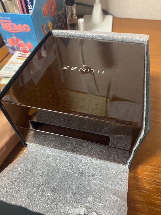 ゼニス エリート 03.2010.681/01.C49（高級時計）の商品画像 - 査定依頼日：2025年6月28日 - 最高査定価格：250,000円