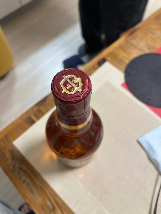 ウイスキー シーバスリーガル （お酒）の商品画像 - 査定依頼日：2025年3月9日 - 最高査定価格：1,000円