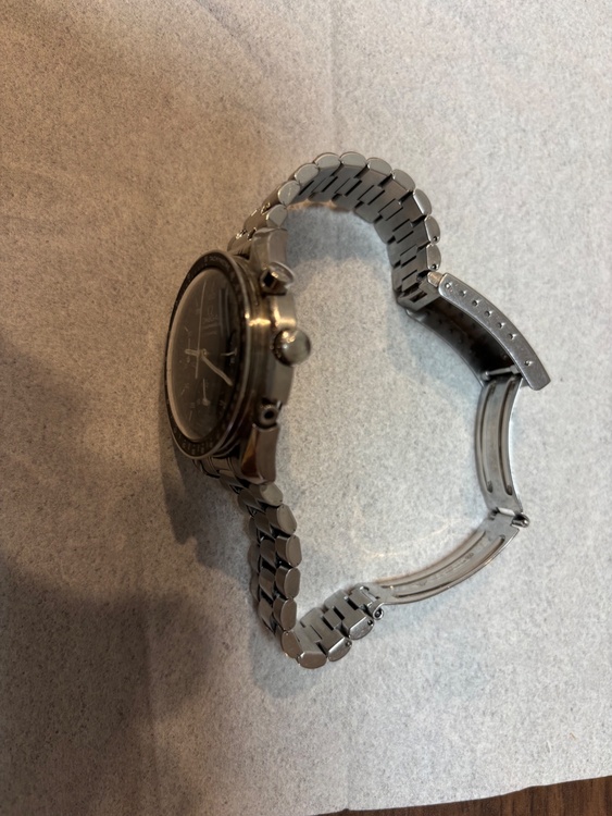 オメガ スピードマスター 596702（高級時計）の商品画像 - 査定依頼日：2026年3月1日 - 最高査定価格：270,000円