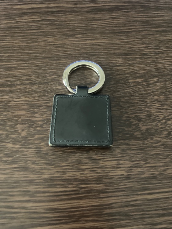 keyリング（ブランド財布・小物）の商品画像 - 査定依頼日：2025年8月19日 - 最高査定価格：100,000円