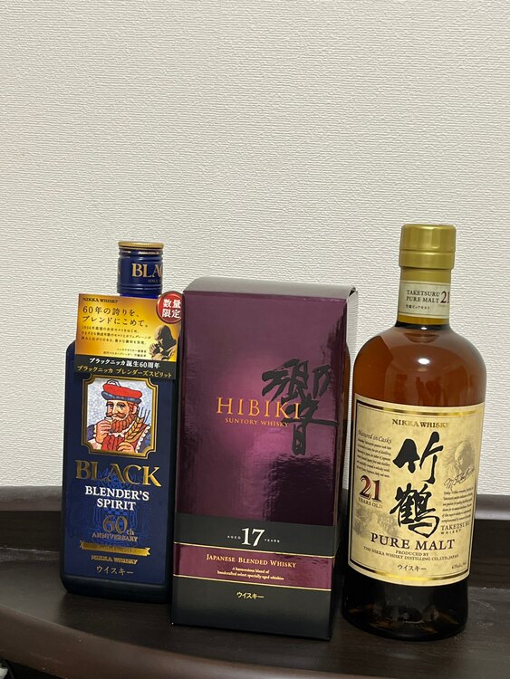 ニッカブラックニッカブレンダーズスピリット（お酒）の商品画像 - 査定依頼日：2025年4月23日 - 最高査定価格：106,000円