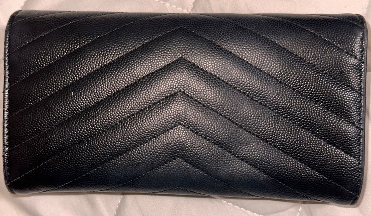 イブサンローラン  （ブランドバッグ）の商品画像 - 査定依頼日：2025年11月24日 - 最高査定価格：45,000円