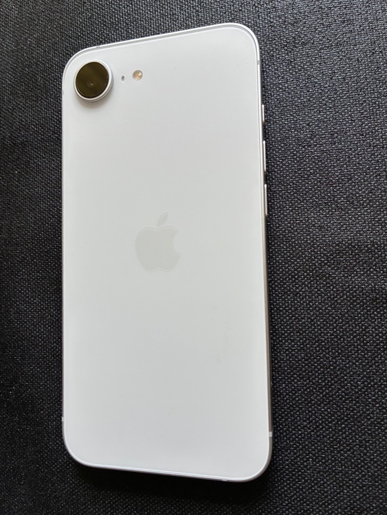iphone16e128GB（スマホ）の商品画像 - 査定依頼日：2026年7月15日 - 最高査定価格：59,000円
