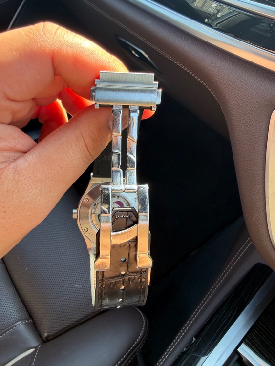 ウブロ クラシックフュージョン 110524（高級時計）の商品画像 - 査定依頼日：2026年3月4日 - 最高査定価格：580,000円