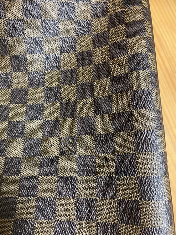 ダミエ　イカール　ビジネスバック（ブランドバッグ）の商品画像 - 査定依頼日：2020年8月18日 - 最高査定価格：100,000円