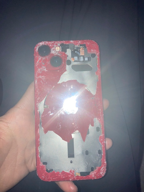 iPhone13（スマホ）の商品画像 - 査定依頼日：2026年4月4日 - 最高査定価格：20,000円