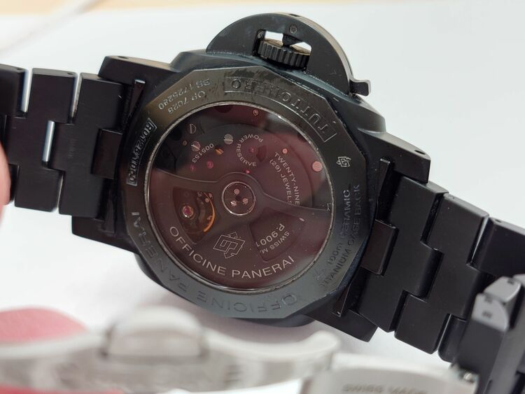 ルミノール1950 3デイズ GMT トゥットネロ（高級時計）の商品画像 - 査定依頼日：2025年12月3日 - 最高査定価格：1,000,000円