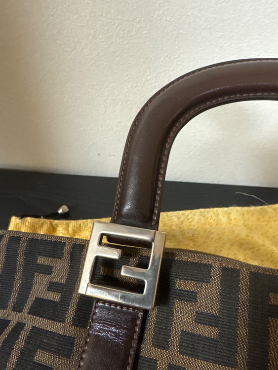 ズッカ　ハンドバッグ（ブランドバッグ）の商品画像 - 査定依頼日：2025年11月22日 - 最高査定価格：50,000円