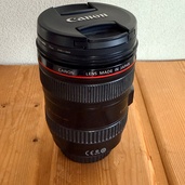 キャノンZOOM LENS EF24-105mm （カメラ）の商品画像 - 査定依頼日：2026年5月29日 - 最高査定価格：30,000円
