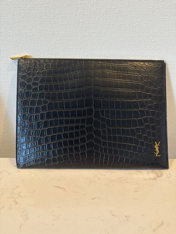 GRZ607779.0521（ブランドバッグ）の商品画像 - 査定依頼日：2025年2月23日 - 最高査定価格：20,000円