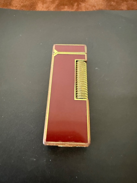 dunhillライター（喫煙具）の商品画像 - 査定依頼日：2025年9月7日 - 最高査定価格：3,000円